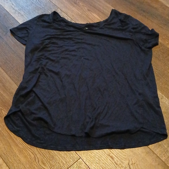 V-neck tee - Picture 1 of 4